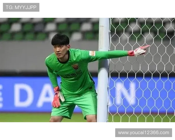 颜骏凌谈武磊动员作用强调球队争冠经验与心理负担轻松 颜骏凌谈武磊动员作用强调球队争冠经验与心理负担轻松